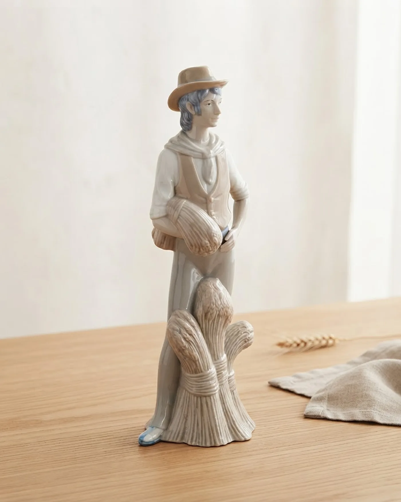 Figura de Porcelana Campesino Lladro - imagen 1