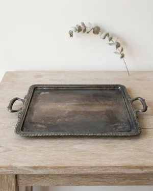Bandeja Vintage Plateada con Asas Ornamentales - miniatura 1