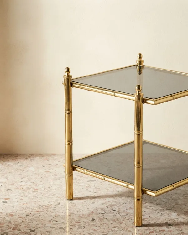 Mesa Auxiliar de Estilo Hollywood Regency