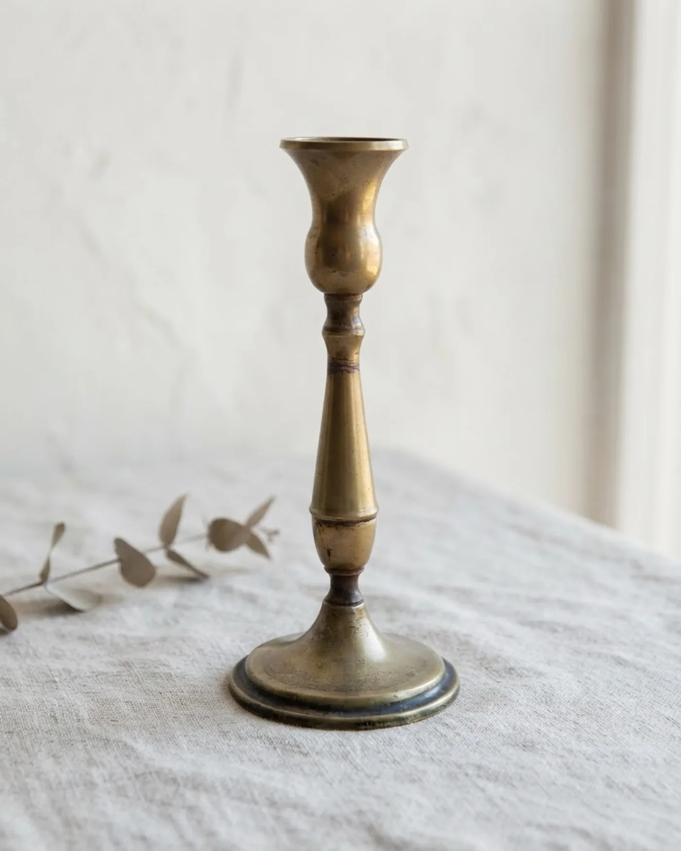 Porta velas de bronce - imagen 1
