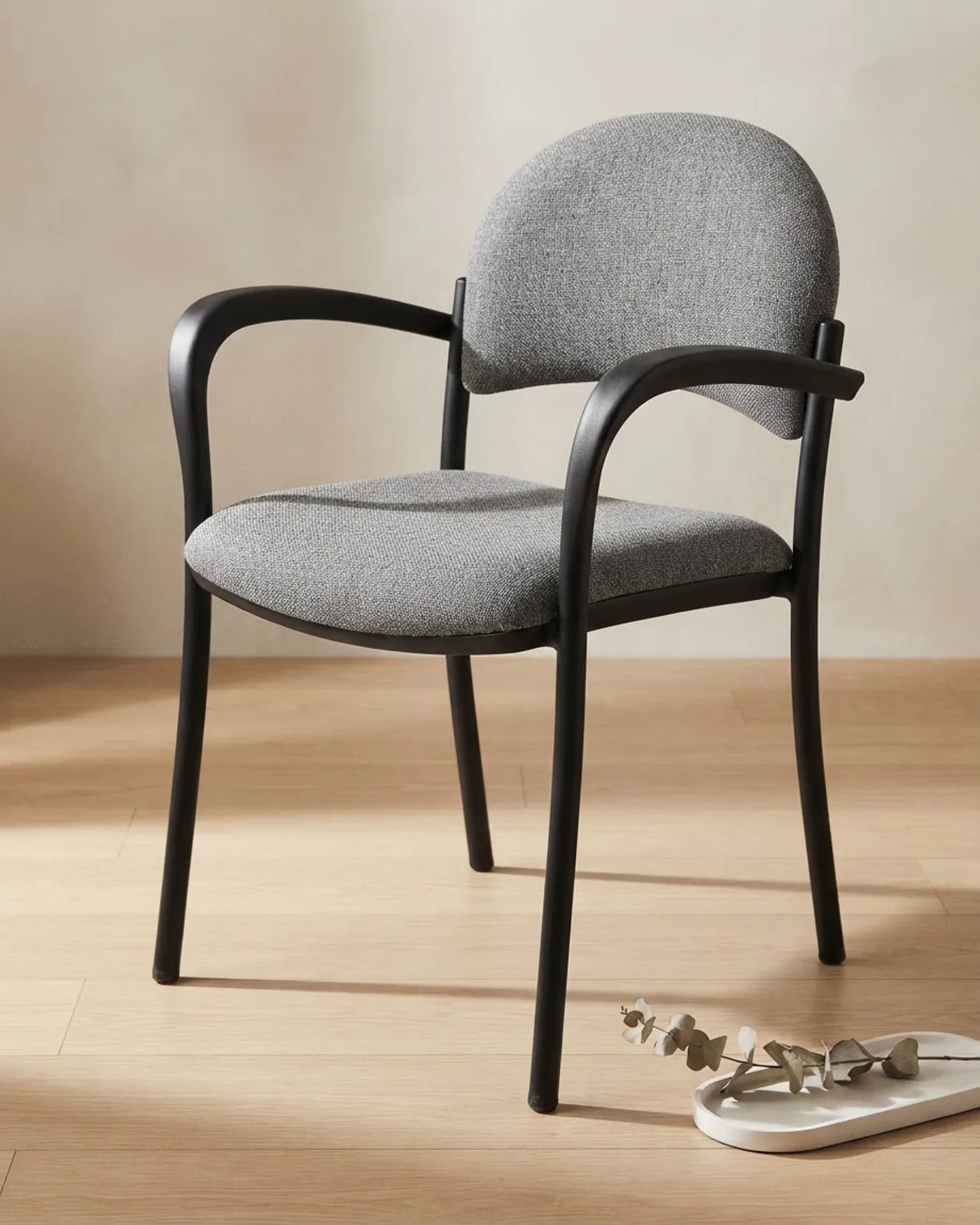 Silla de Oficina con Brazos Tapizada en Gris - imagen 1