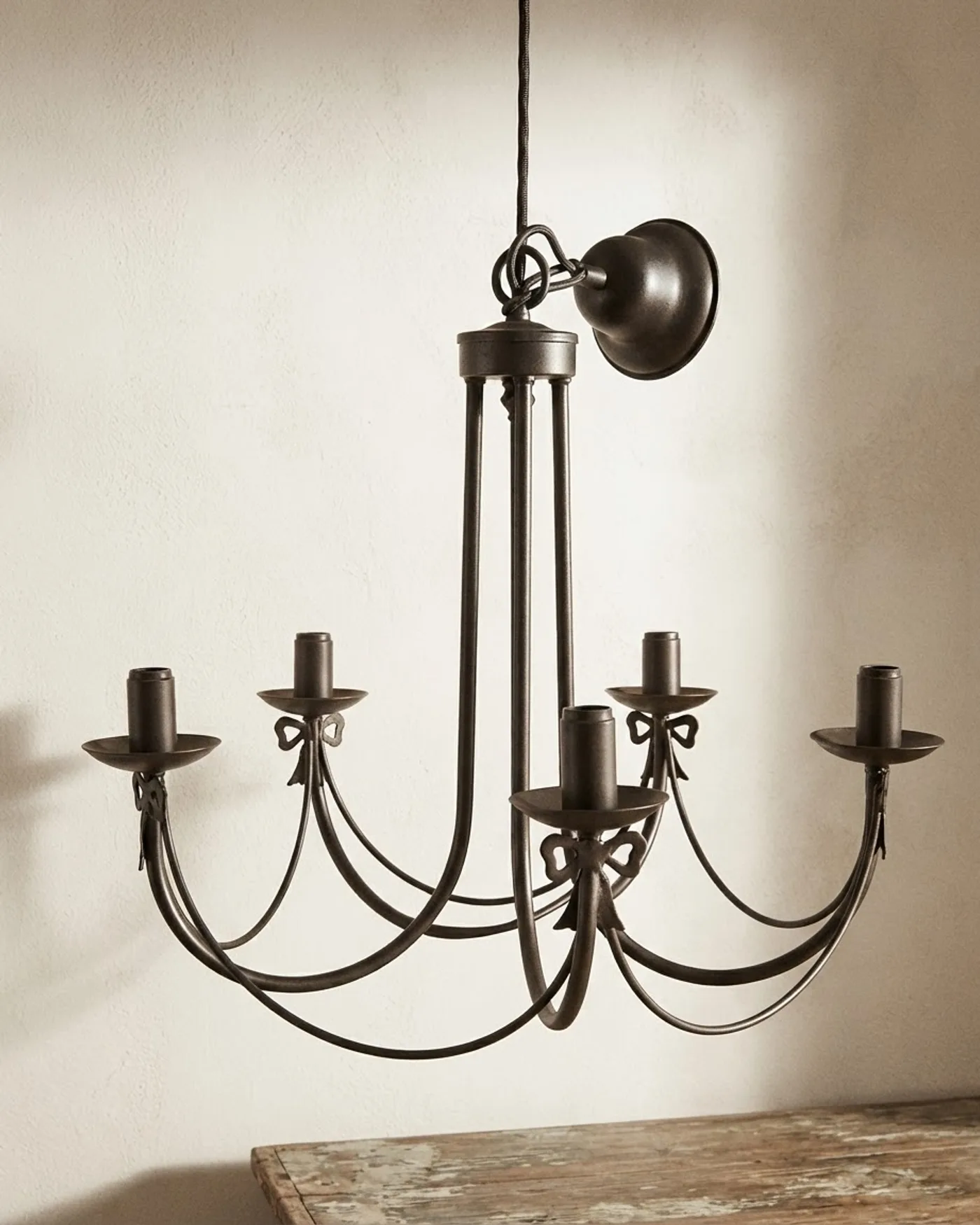 Lámpara Araña de Techo Estilo Industrial en Metal - imagen 1