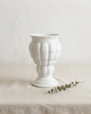 Jarron de porcelana con pie blanoc - miniatura 1