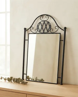 Espejo de Forja Clásico con Diseño Decorativo - miniatura 1