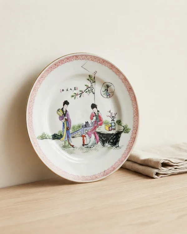 Plato Decorativo de Porcelana China Familia Rosa