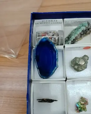 Caja de minerales con 15 ejemplares - miniatura 3