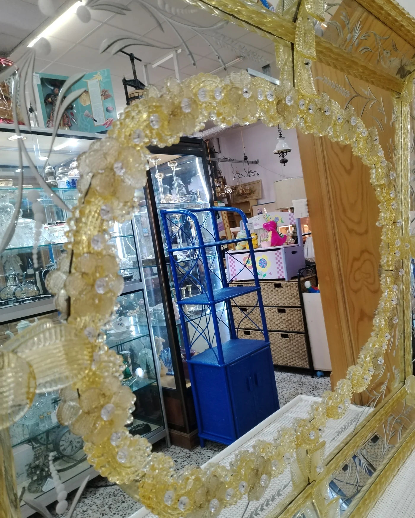 Espejo veneciano de cristal de murano con marco decorativo - imagen 3