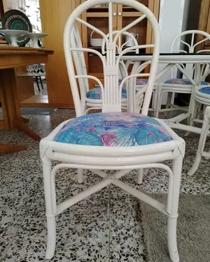 Conjunto de mesa y 6 sillas de ratán blanco con cristal - miniatura 3