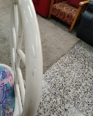 Conjunto de mesa y 6 sillas de ratán blanco con cristal - miniatura 10