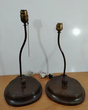 Par de lámparas antiguas de sobremesa - miniatura 1