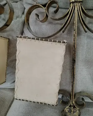 Pareja de apliques de pared dorados en forja - miniatura 3