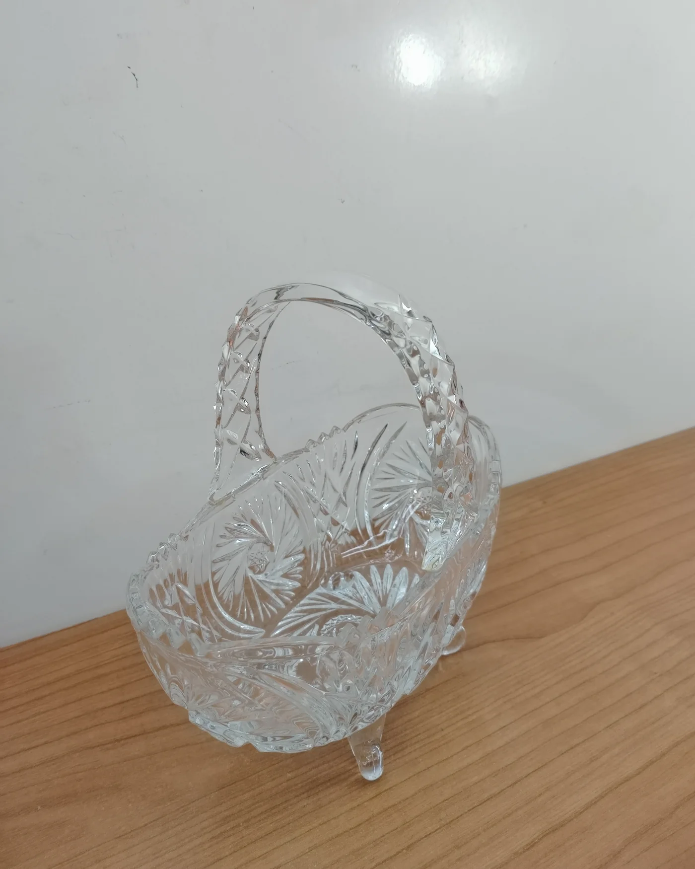 Cesta Decorativa de Cristal Tallado - imagen 2