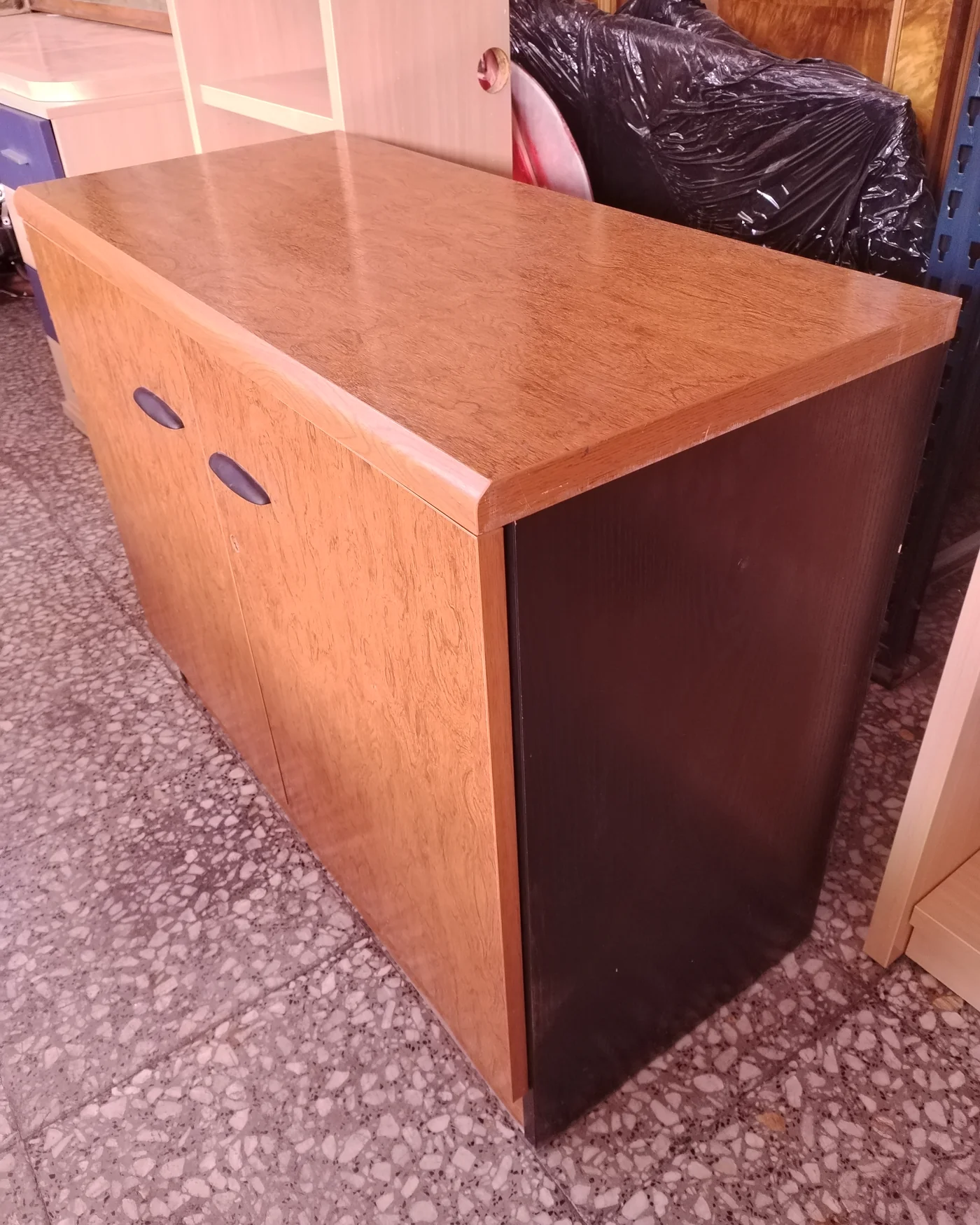 Archivador de madera veteada - imagen 3
