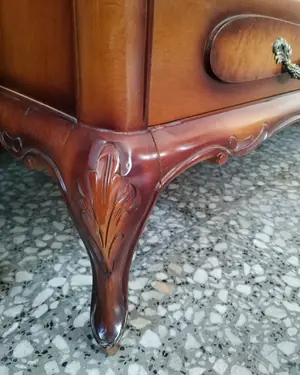 Comoda ANTIGUA de madera y marmol - miniatura 3