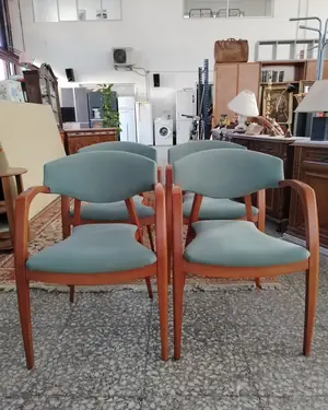 Juego de 4 sillas de comedor tapizadas estilo vintage - miniatura 1