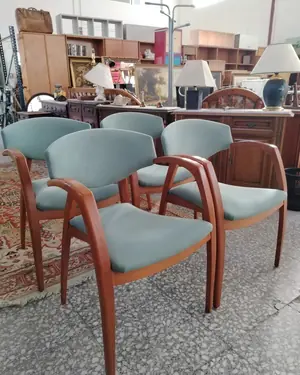 Juego de 4 sillas de comedor tapizadas estilo vintage - miniatura 2