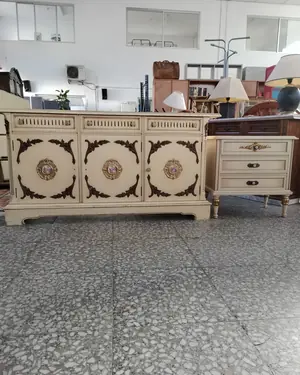 Aparador y Mesita Vintage para Restaurar - miniatura 1