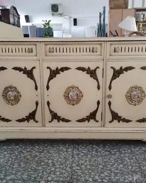 Aparador y Mesita Vintage para Restaurar - miniatura 2