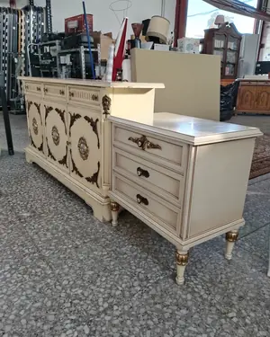 Aparador y Mesita Vintage para Restaurar - miniatura 5