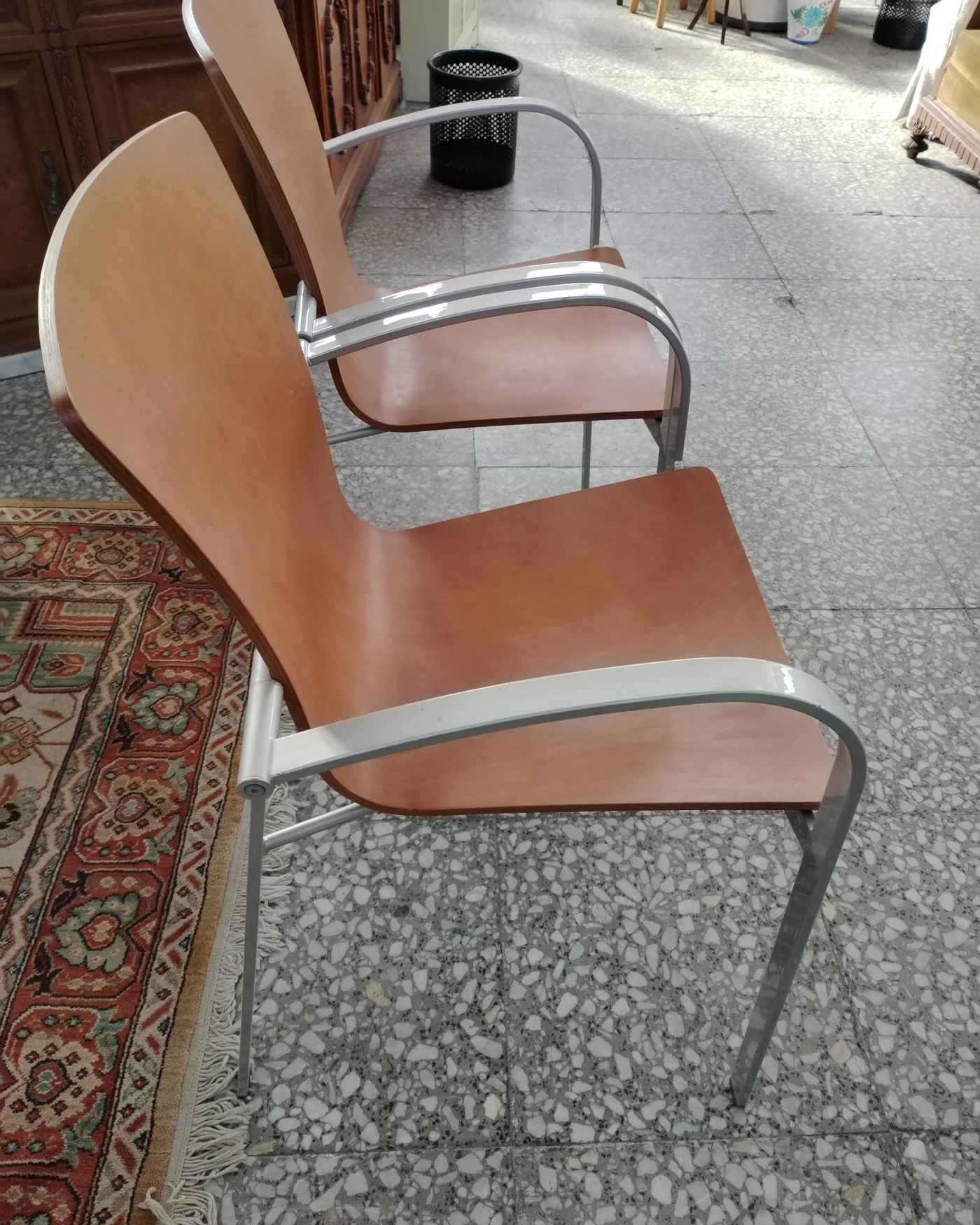 Par de sillones geométricos vintage - imagen 4