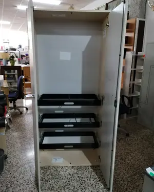 Armario de oficina blanco con cajones - miniatura 3