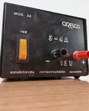 Fuente de alimentación Grelco mod. 3a 13v - miniatura 4