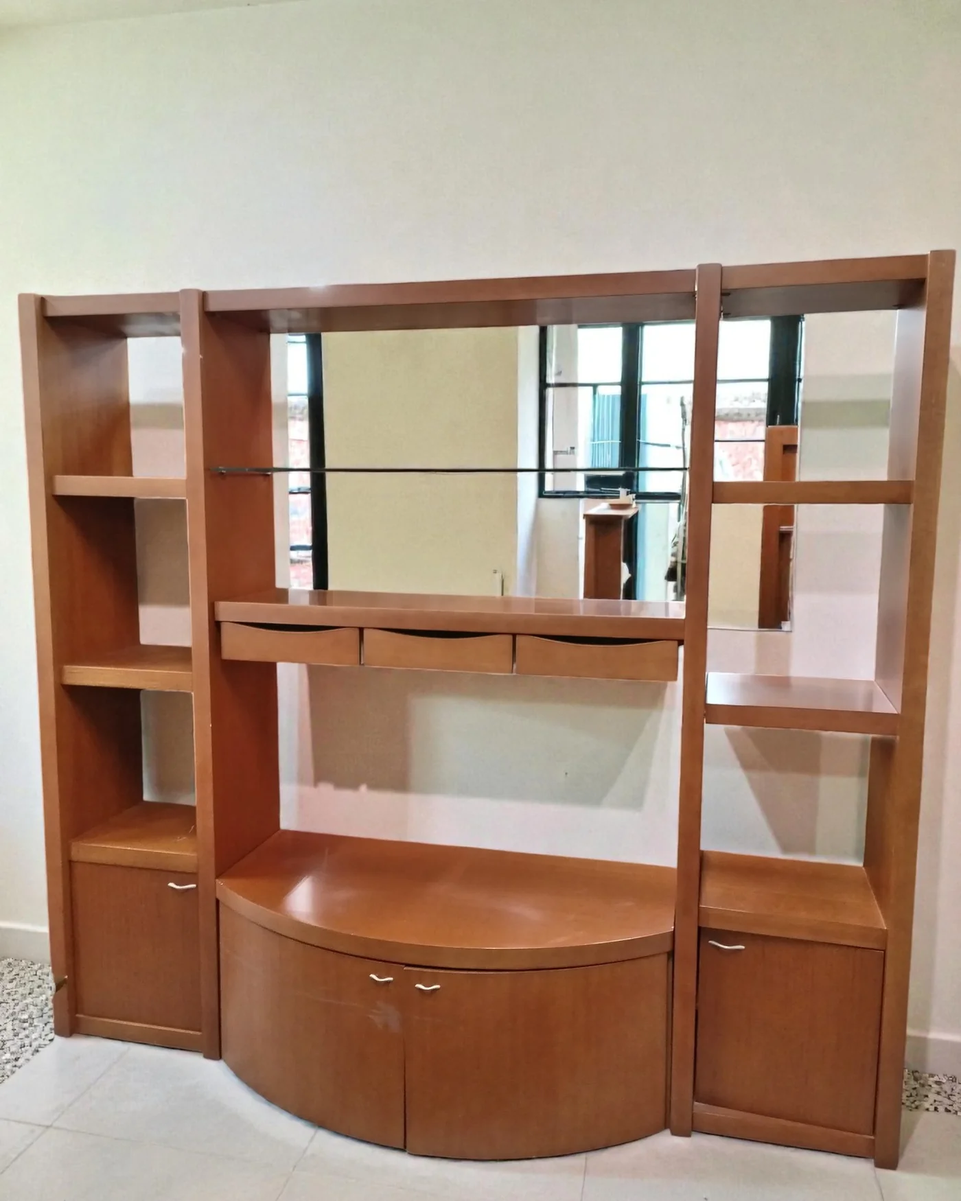 Mueble de salón modular de madera con espejo y cajones - imagen 1