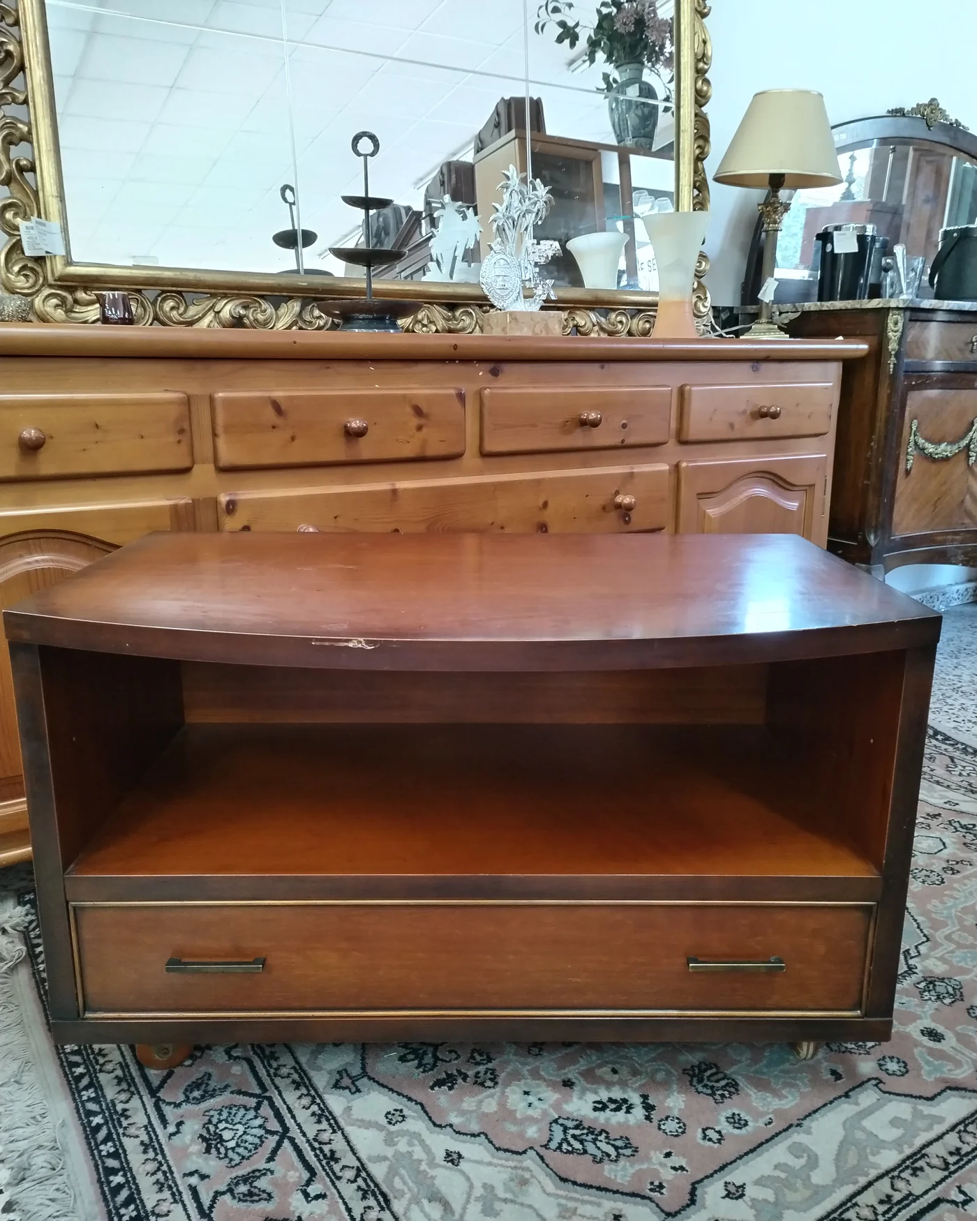 Mueble para tv de madera vintage con cajón y ruedas - imagen 2