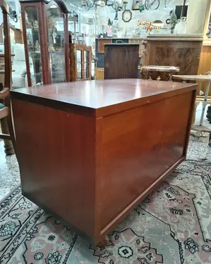 Mueble para tv de madera vintage con cajón y ruedas - miniatura 6