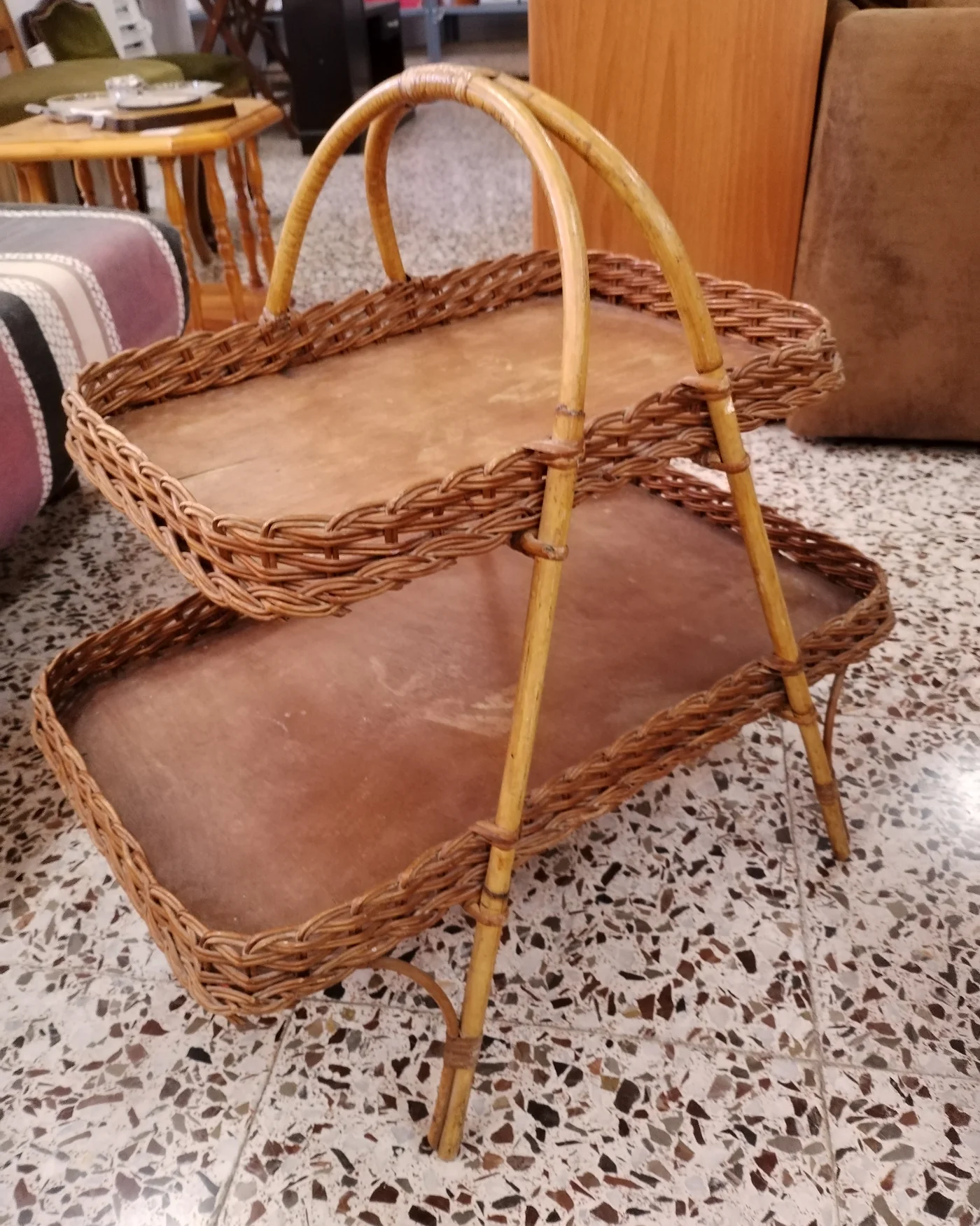 Cesta de mimbre de dos alturas con asas - imagen 3