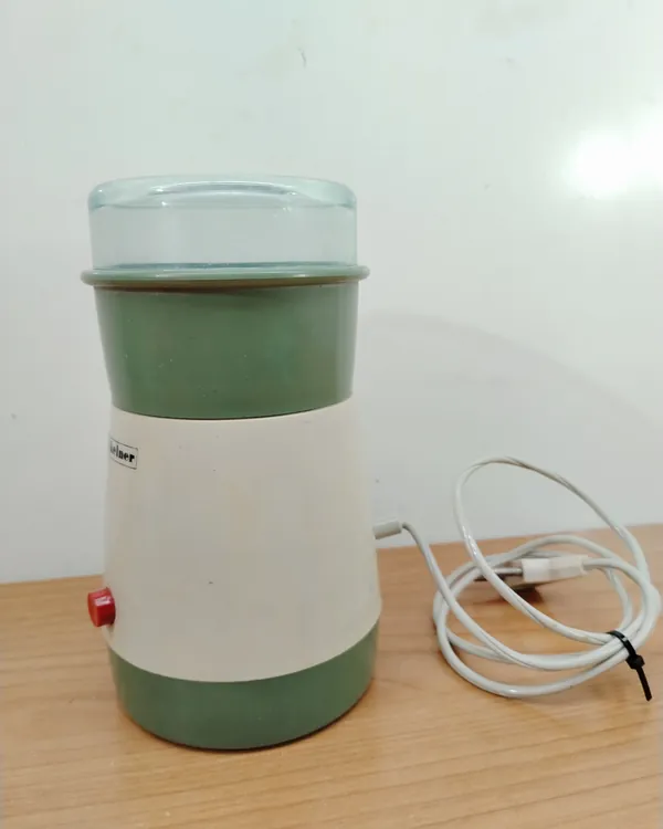 Molinillo de café eléctrico Kelner vintage