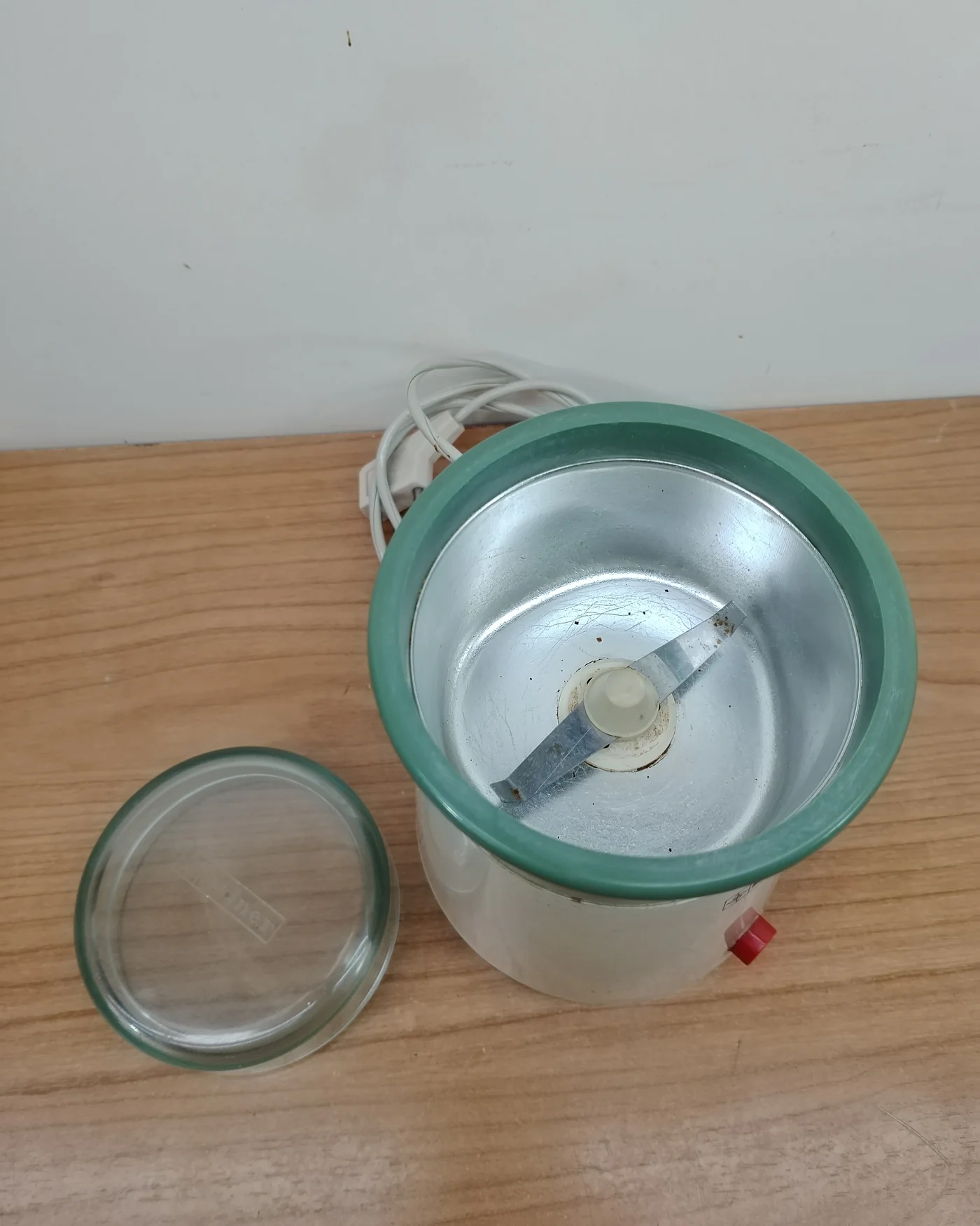 Molinillo de café eléctrico Kelner vintage - imagen 4