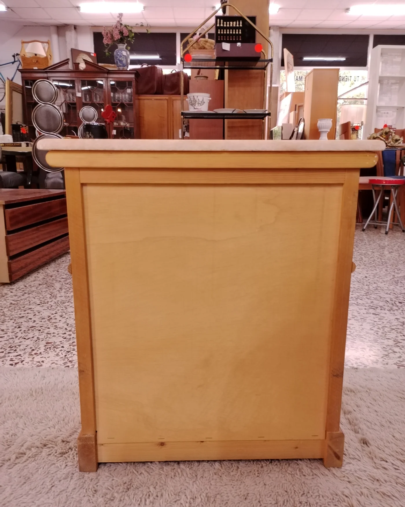 Mueble de almacenaje vintage con ruedas - imagen 2