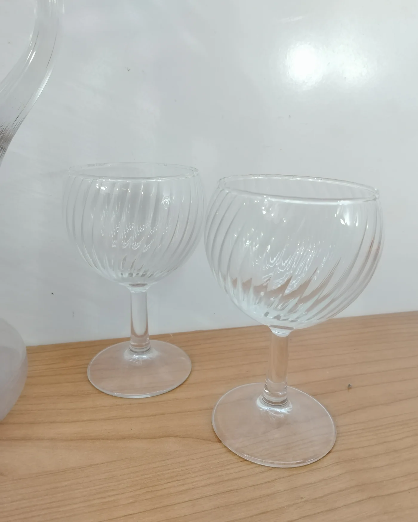 Conjunto de jarra y 3 copas de cristal - imagen 2