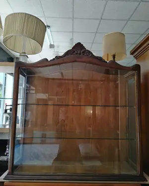 Vitrina antigua de madera con cristal - miniatura 2