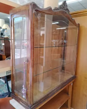 Vitrina antigua de madera con cristal - miniatura 3