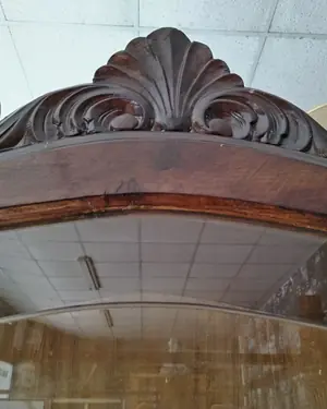 Vitrina antigua de madera con cristal - miniatura 5