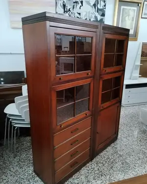 Pareja de vitrinas de madera maciza - miniatura 3