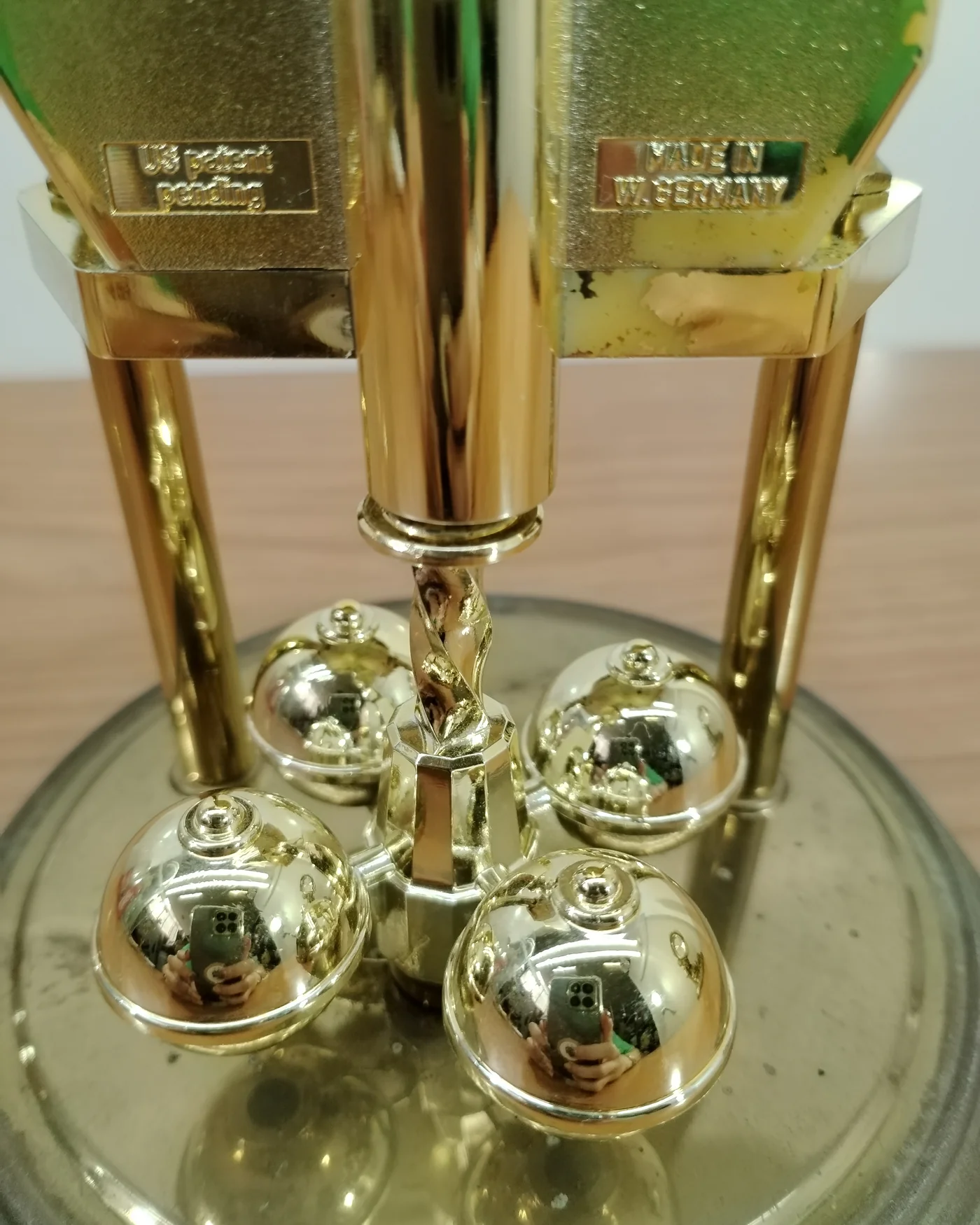 Reloj de péndulo con campanas y vitrina - imagen 6