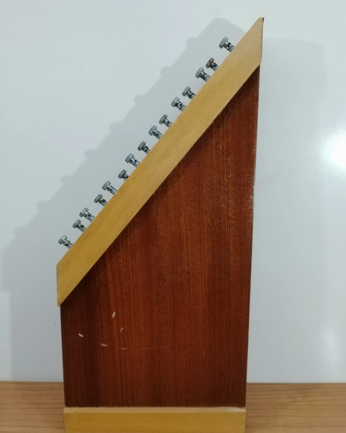 Cítara antigua de madera - imagen 4
