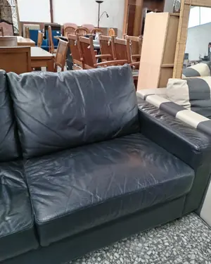 Sofá de piel 2 plazas grande - miniatura 2