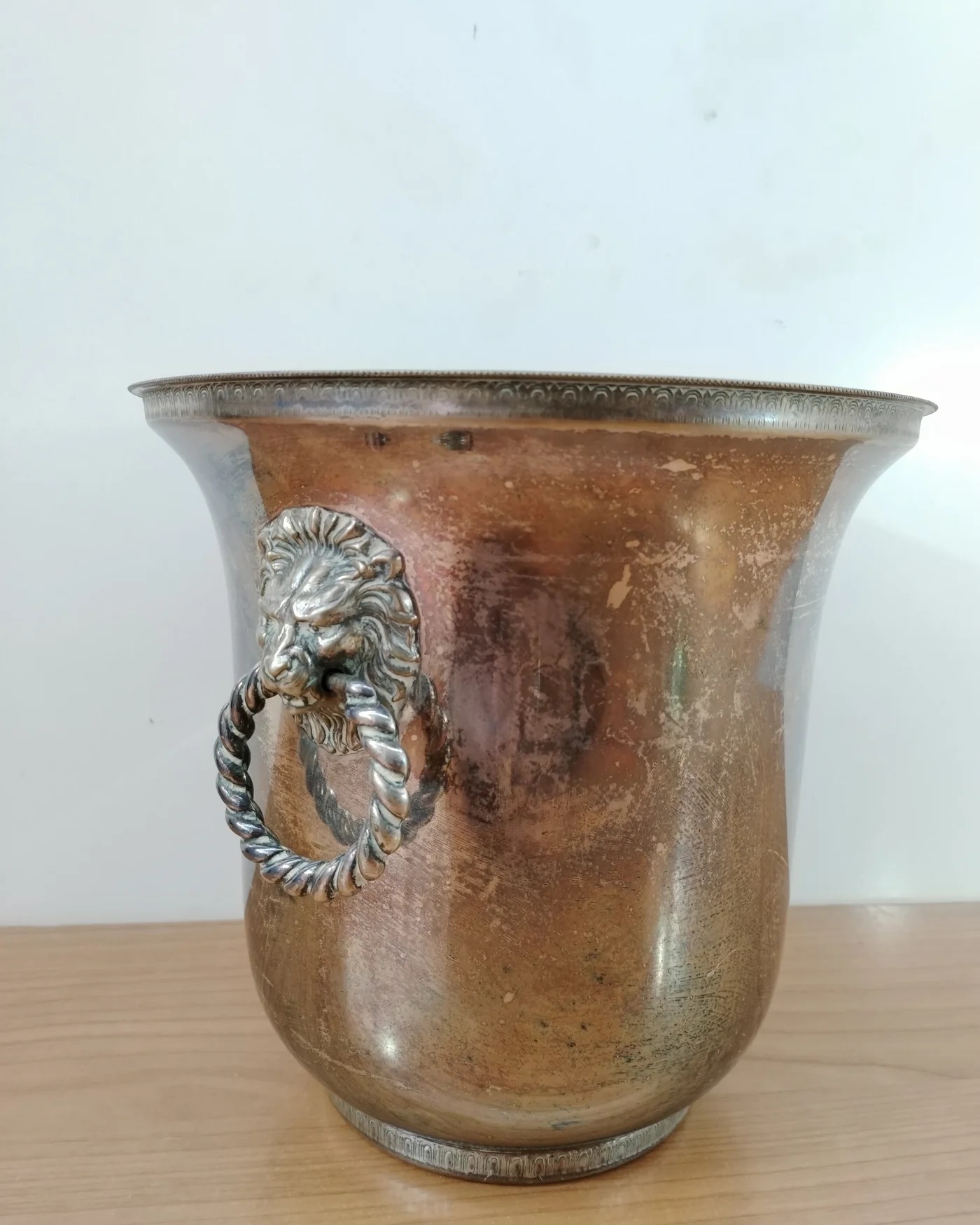 Cubitera vintage alpadur con asas de león - imagen 1