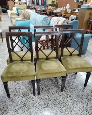 Juego de 6 sillas de comedor en madera oscura y tapizado verde - miniatura 1