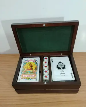 Estuche de juegos de mesa Fournier - miniatura 2