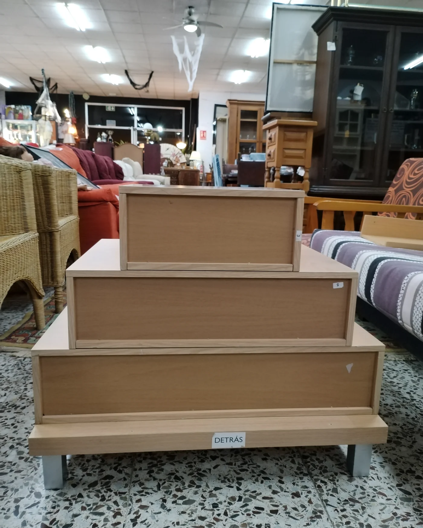Mueble de almacenamiento modular de madera - imagen 4