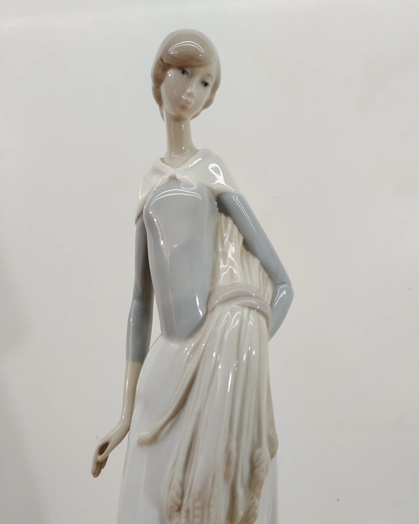 Figura de porcelana campesina Lladro - imagen 1
