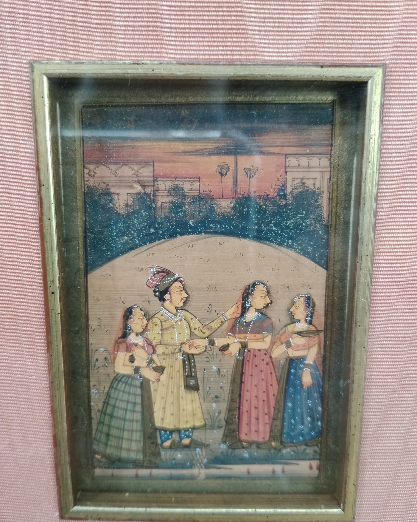 Pareja de cuadros con pintura india enmarcados - imagen 5