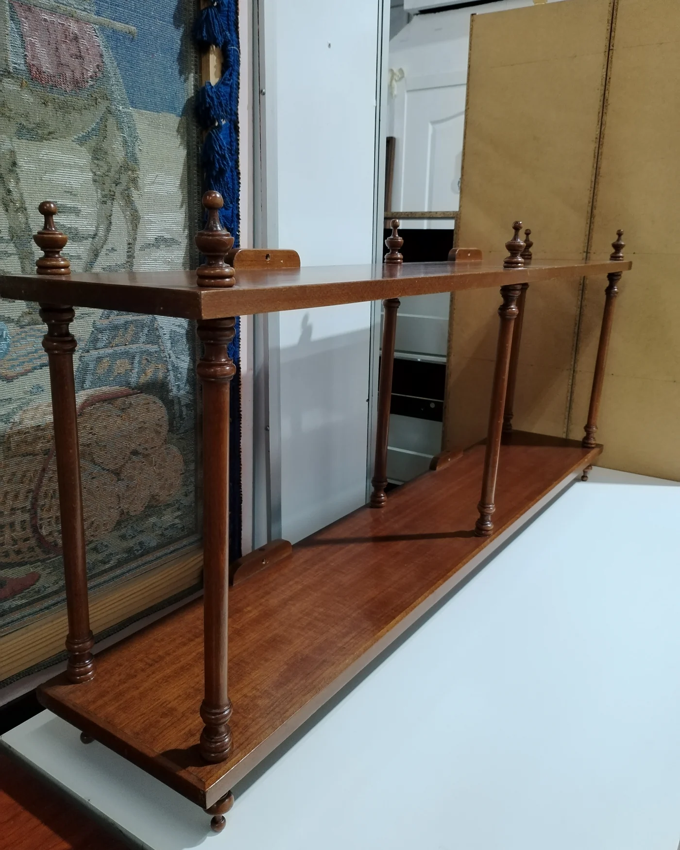 Estantera de madera de pared - imagen 2