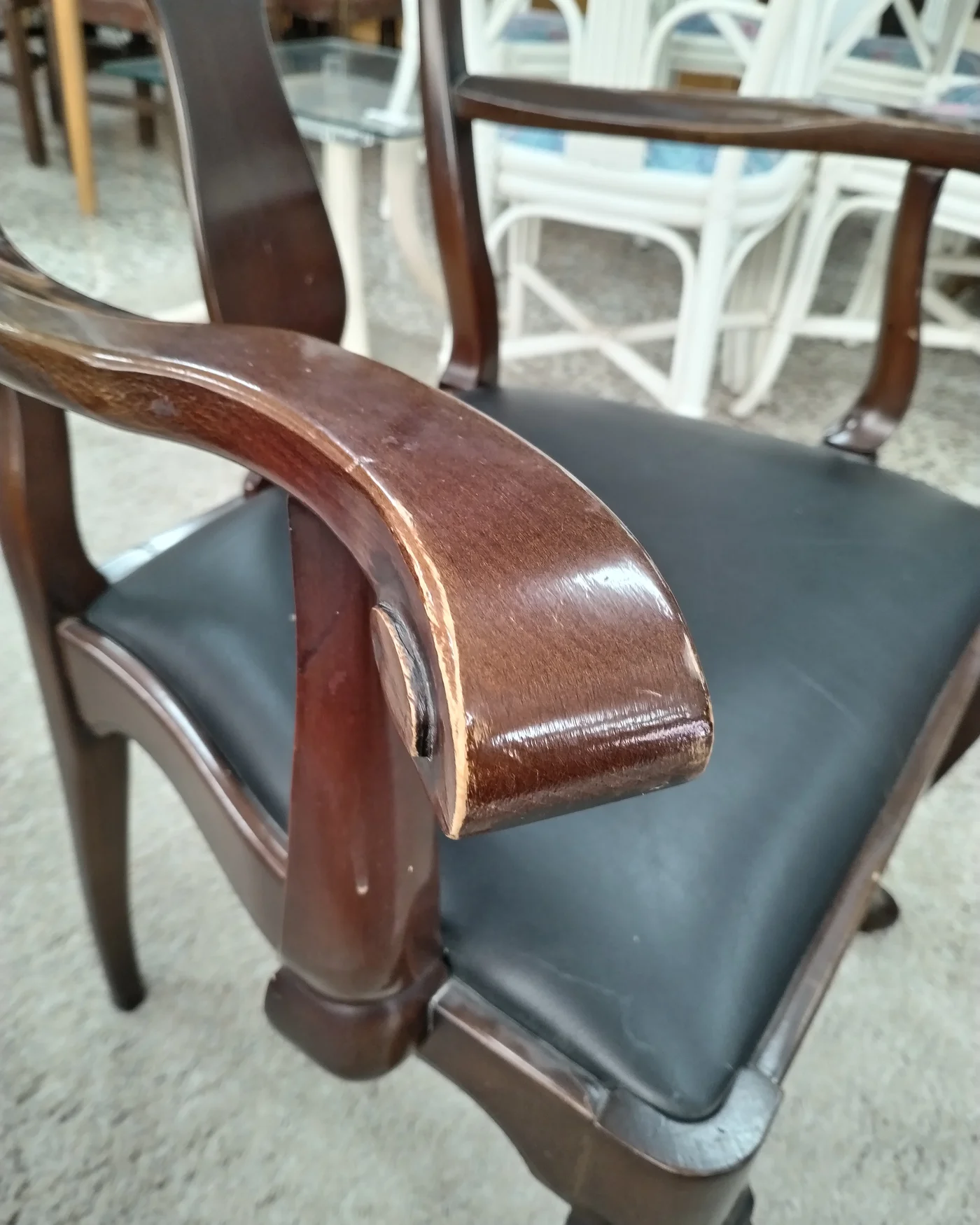 Silla con Brazos Estilo Queen Anne - imagen 4