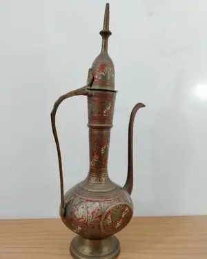 Jarra de latón tradicional de la India - miniatura 3